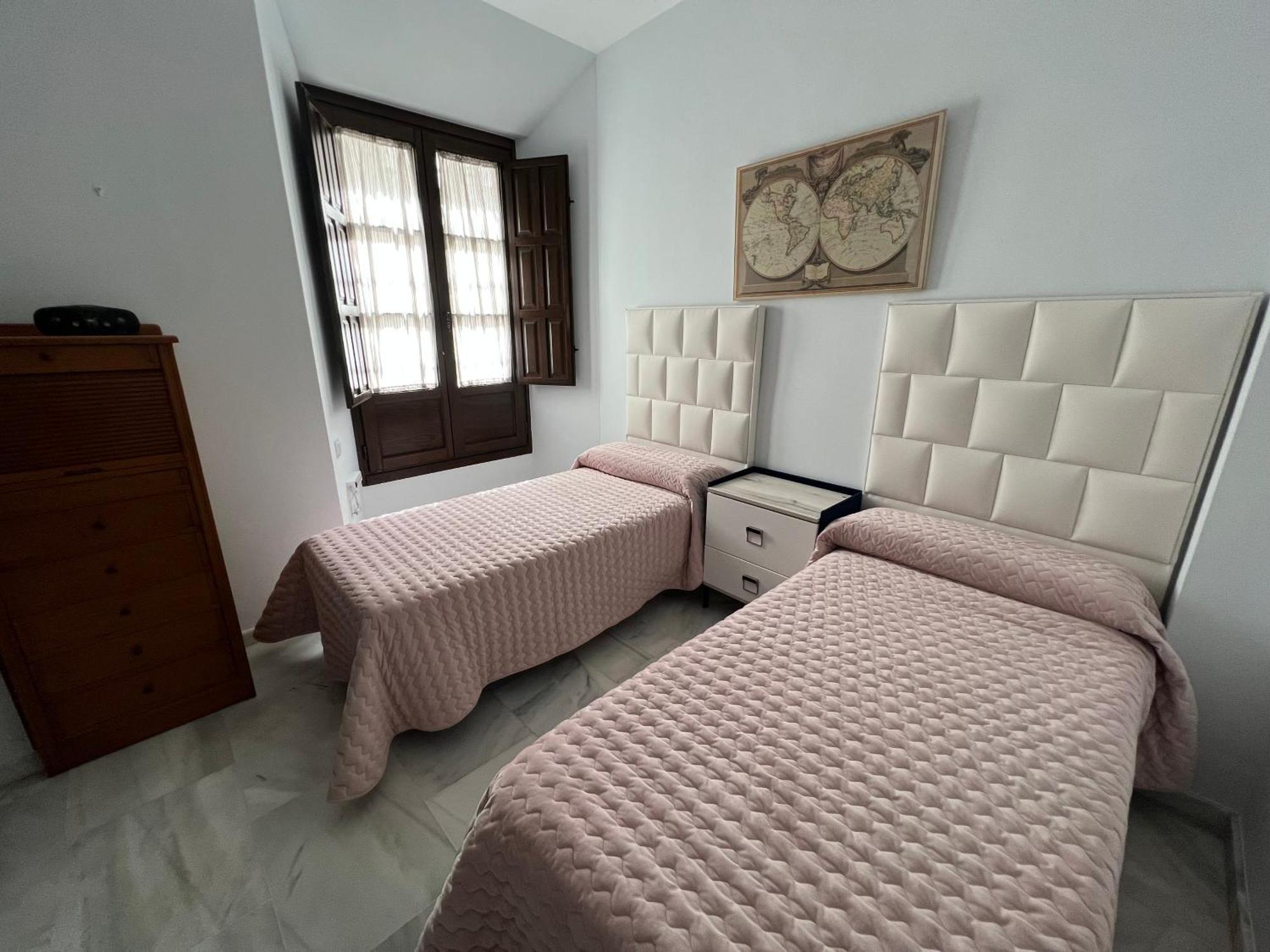 Palacio De Vibora Parking Gratis Appartement
